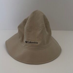 Columbia Beige Bucket Hat